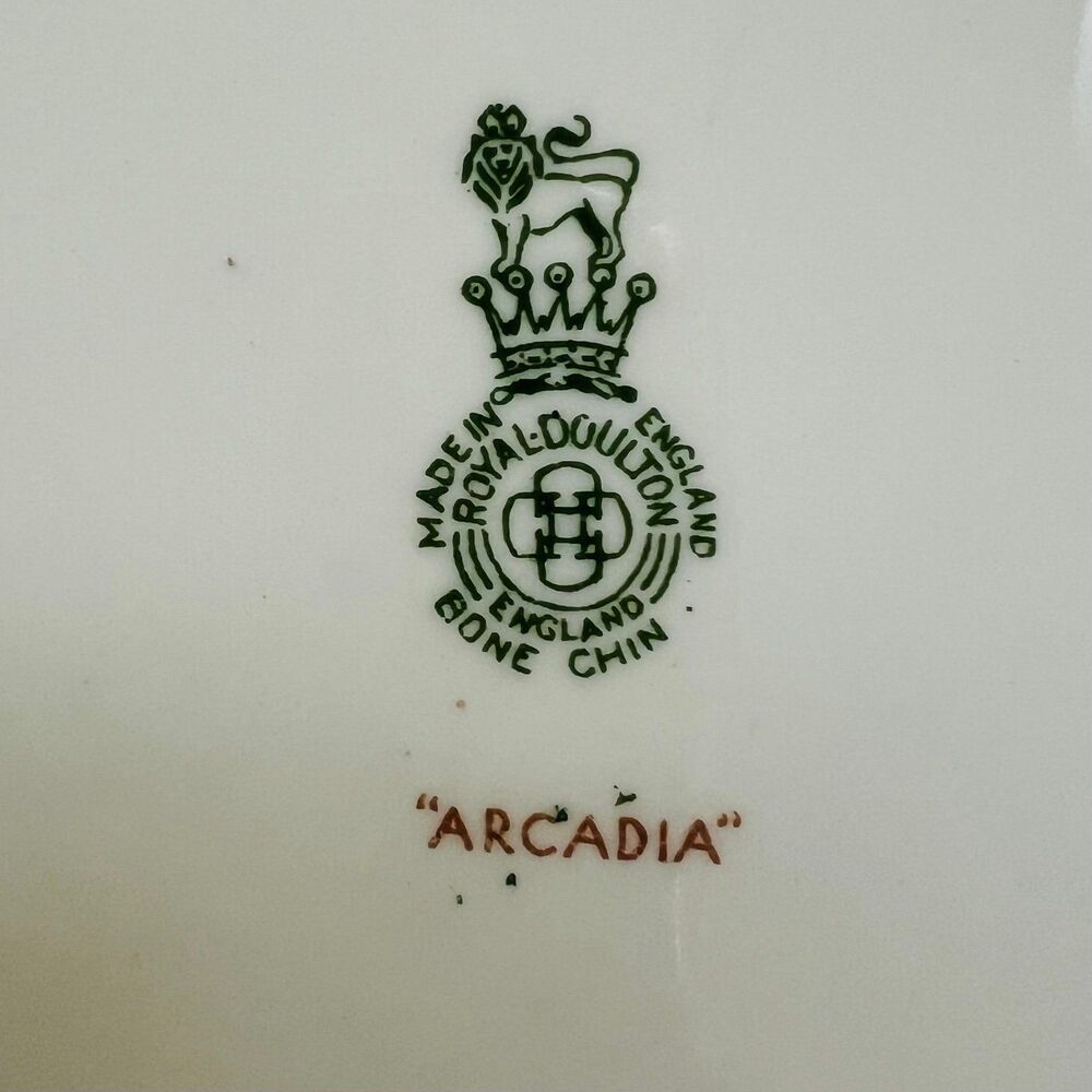 ROYAL DOULTON Arcadia Scalloped Edge Bone China Salad Plates, Set of 4 - Picture 6 of 6